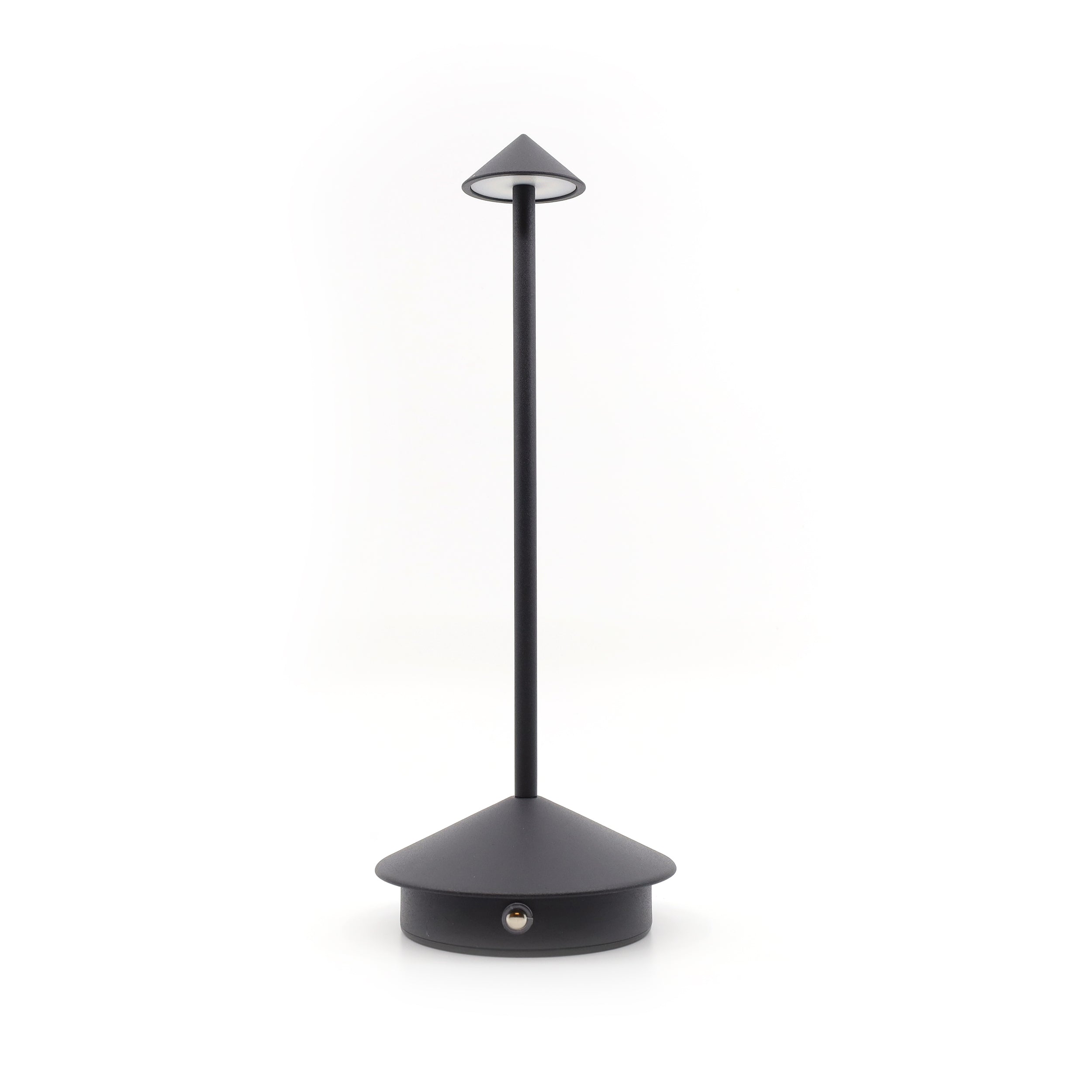 Shade Crest Rechargeable Table Lamp // Black